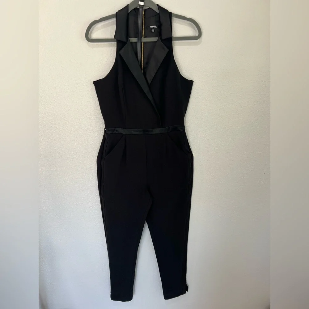 XOXO Black Tuxedo Jumpsuit Satin Lapel Sleeveless Evening Chic - Picture 4 of 17